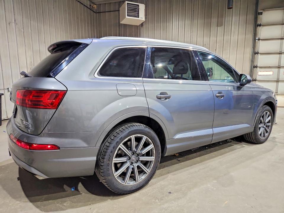 Aukcja sprzedaży 2017 Audi Q7, vin: WA1LAAF70HD000079, numer aukcji: 61592736