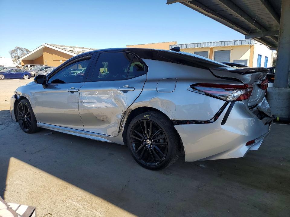 2023 Toyota Camry მანქანა იყიდება აუქციონზე, vin: 4T1K61AK1PU103522, აუქციონის ნომერი: 61122206