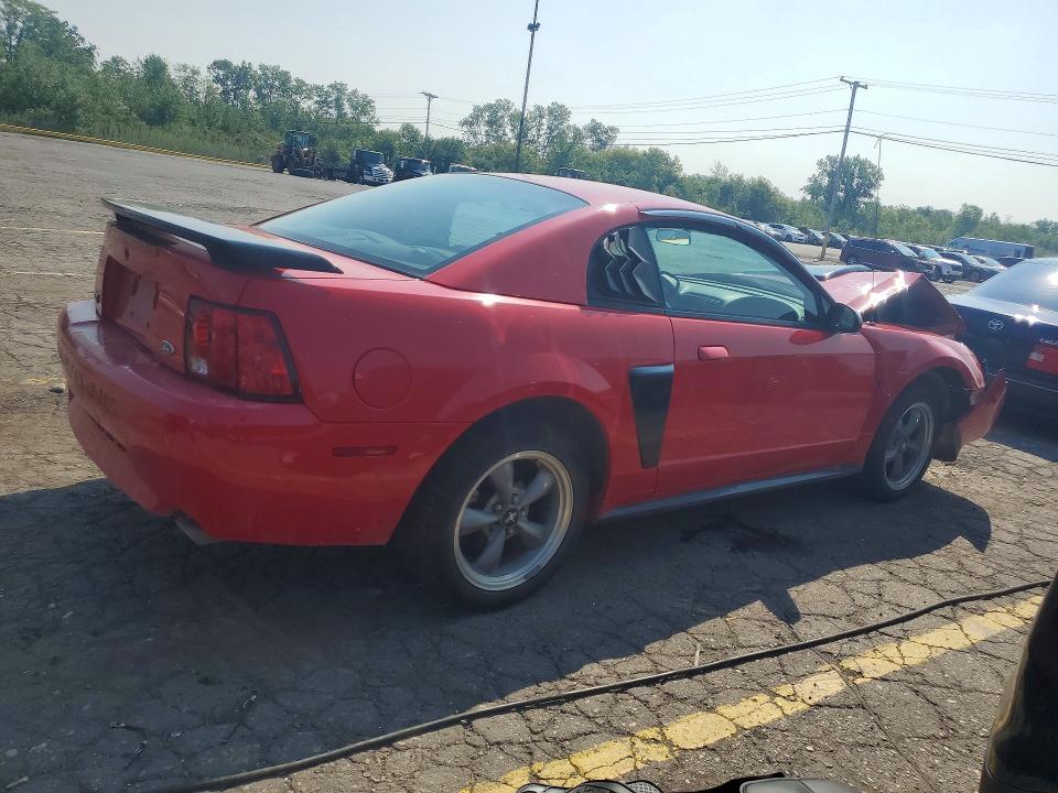 63004106 :رقم المزاد ، 1FAFP42X92F191429 vin ، 2002 Ford Mustang مزاد بيع
