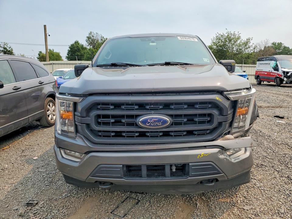 60964076 :رقم المزاد ، 1FTEW1EP1MFB56535 vin ، 2021 Ford F150 مزاد بيع