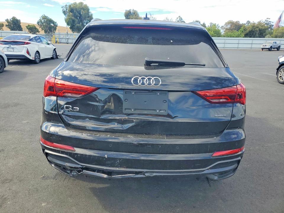 Продажа на аукционе авто 2021 Audi Q3, vin: WA1EECF39M1156865, номер лота: 59394276