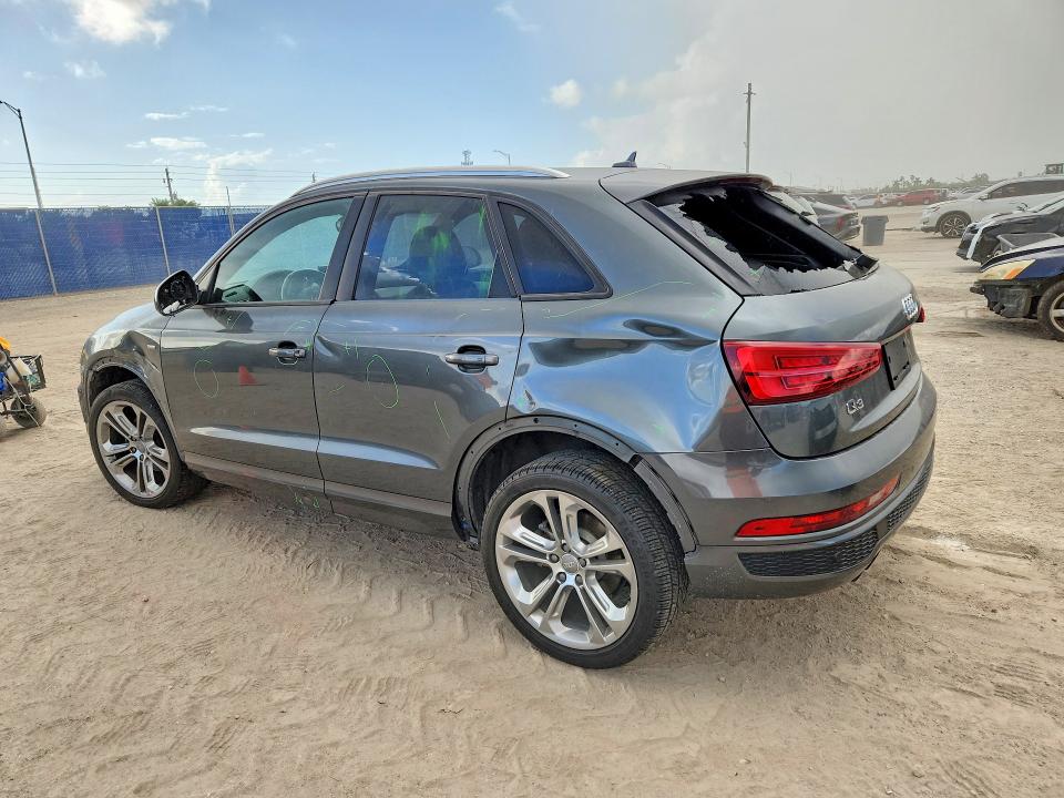 2018 Audi Q3 მანქანა იყიდება აუქციონზე, vin: WA1BCCFS0JR030987, აუქციონის ნომერი: 61039126