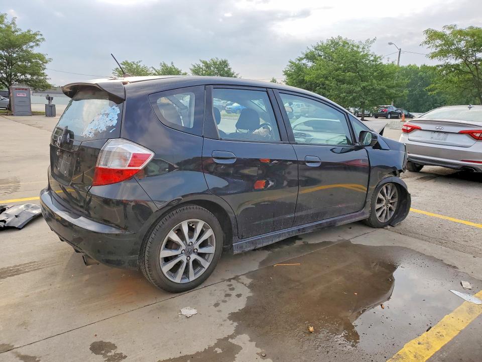 Продажа на аукционе авто 2013 Honda Fit, vin: JHMGE8H5XDC001304, номер лота: 60199266