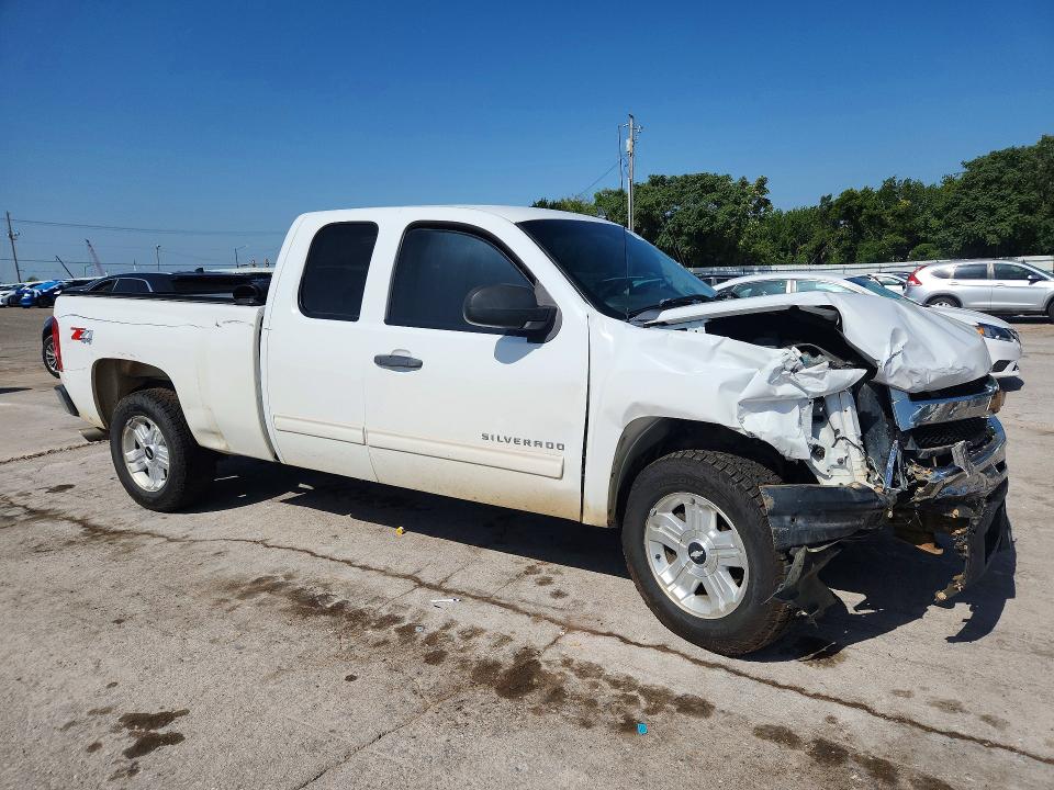 Продажа на аукционе авто 2011 Chevrolet Silverado, vin: 1GCRKSE31BZ314156, номер лота: 61788066