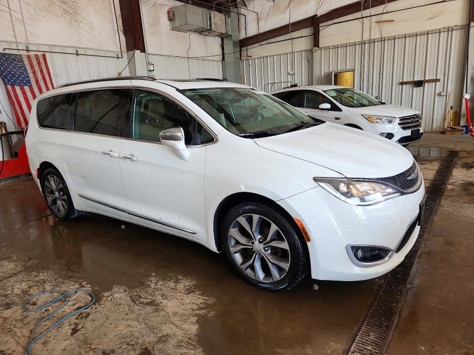 2018 Chrysler Pacifica მანქანა იყიდება აუქციონზე, vin: 2C4RC1GG6JR121002, აუქციონის ნომერი: 59381786