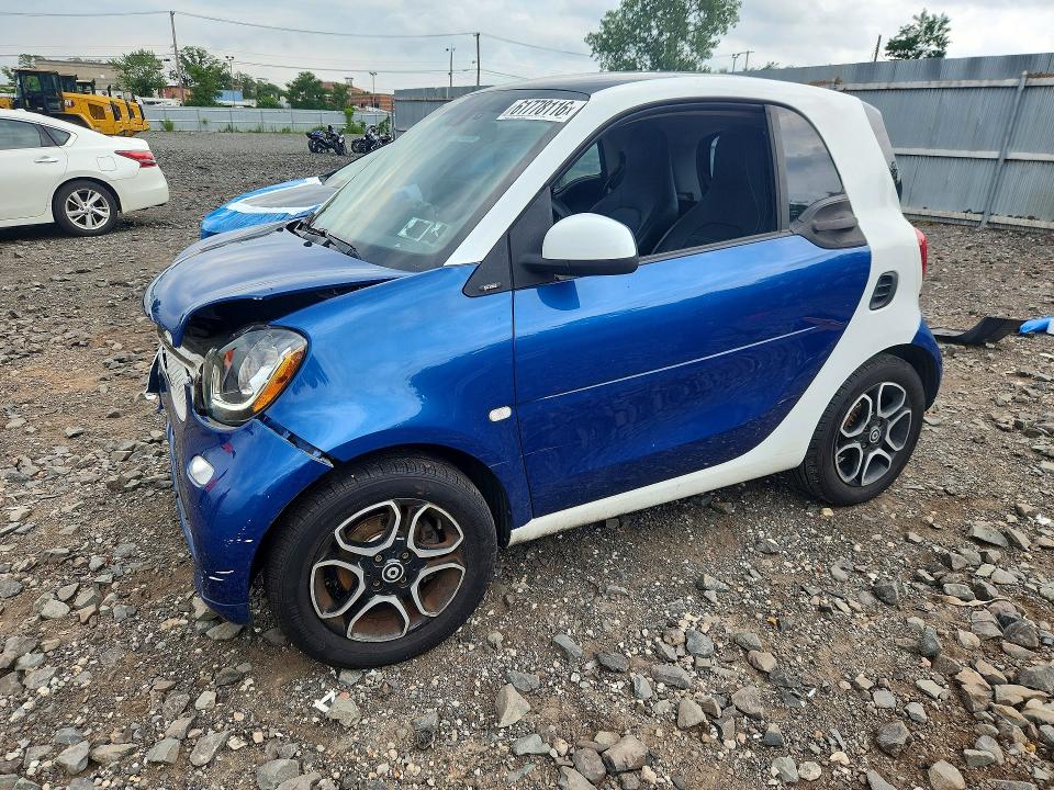 Aukcja sprzedaży 2016 Smart Fortwo, vin: WMEFJ5DA4GK059818, numer aukcji: 61778116