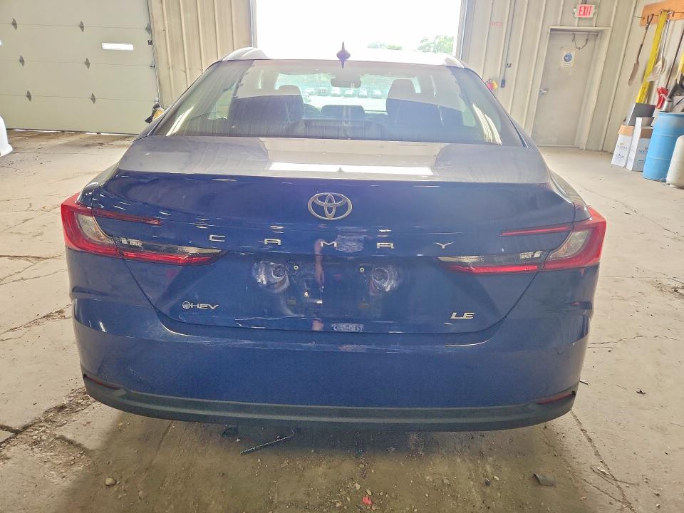 2025 Toyota Camry მანქანა იყიდება აუქციონზე, vin: 4T1DAACK2SU177657, აუქციონის ნომერი: 61960786