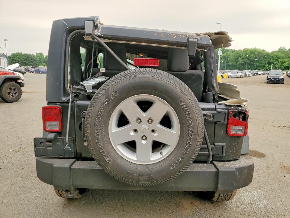 61159076 :رقم المزاد ، 1J4AA2D17BL504752 vin ، 2011 Jeep Wrangler مزاد بيع