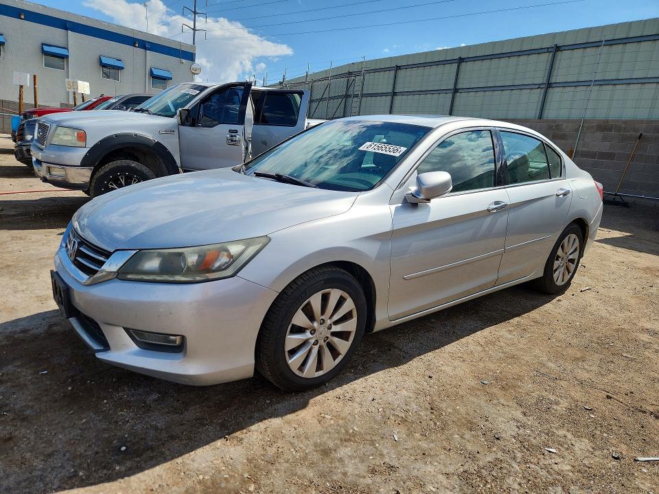 61565556 :رقم المزاد ، 1HGCR3F83DA010623 vin ، 2013 Honda Accord مزاد بيع