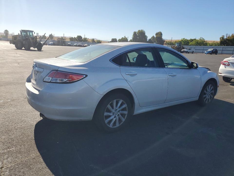 61679936 :رقم المزاد ، 1YVHZ8DH8C5M37818 vin ، 2012 Mazda 6 مزاد بيع