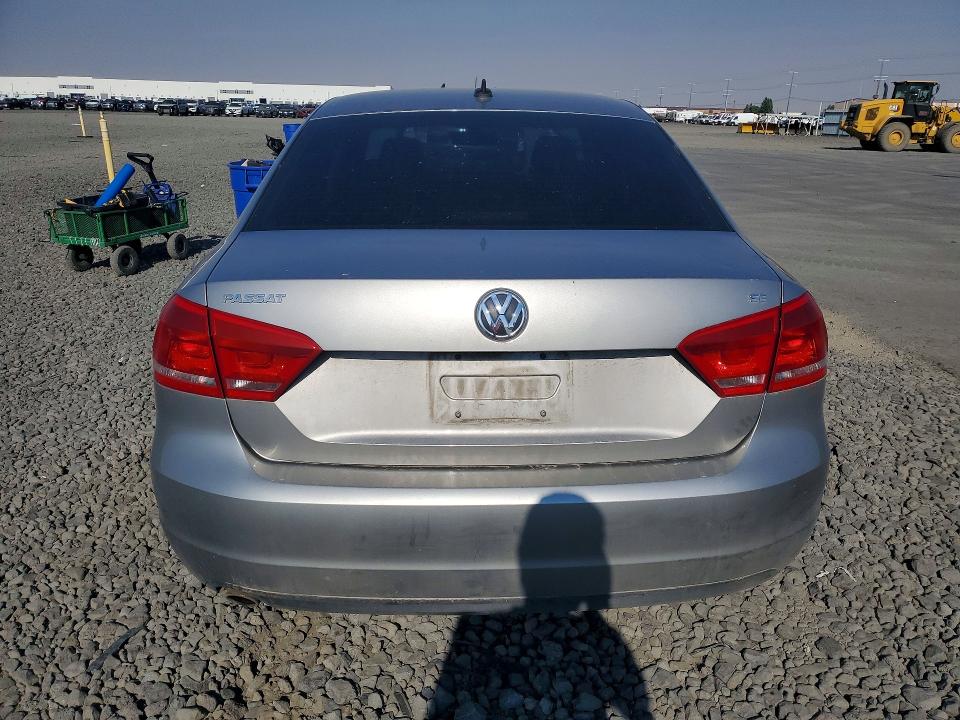 2012 Volkswagen Passat მანქანა იყიდება აუქციონზე, vin: 1VWBP7A37CC099986, აუქციონის ნომერი: 63027946