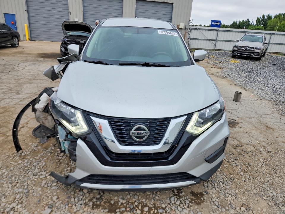 2018 Nissan Rogue მანქანა იყიდება აუქციონზე, vin: 5N1AT2MT9JC765859, აუქციონის ნომერი: 60684406