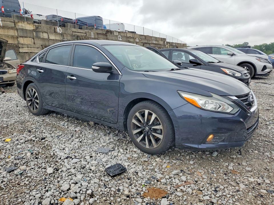 Продажа на аукционе авто 2018 Nissan Altima, vin: 1N4AL3AP9JC232174, номер лота: 60667566