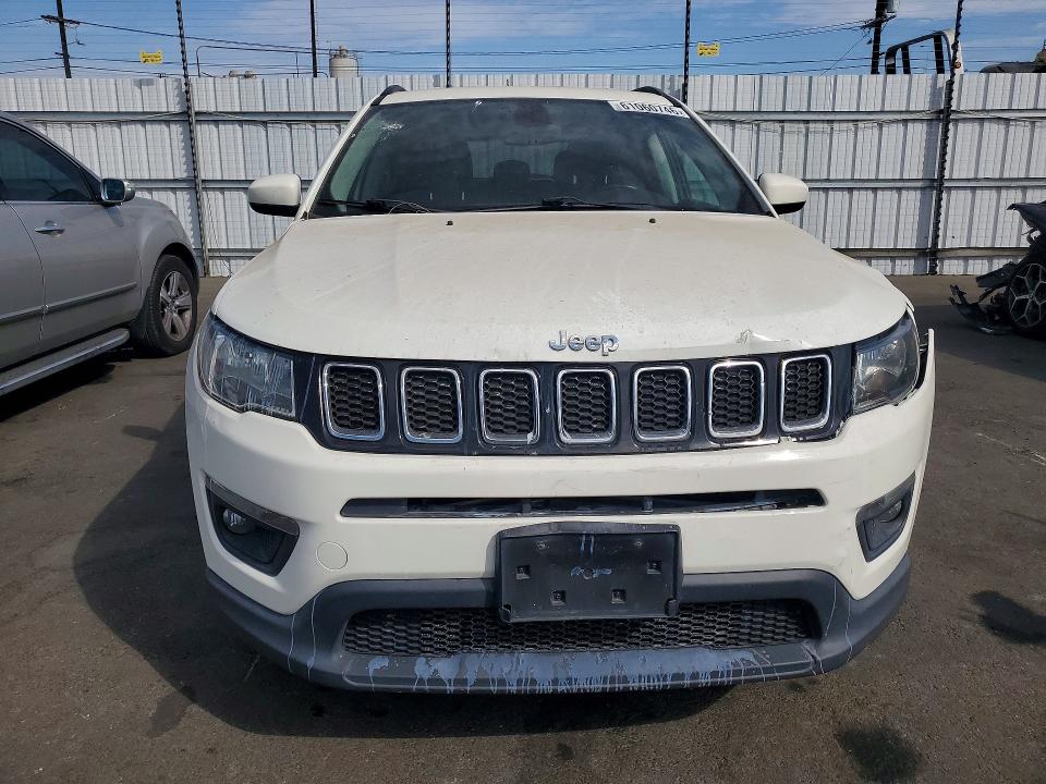 Продаж на аукціоні авто 2018 Jeep Compass, vin: 3C4NJDBB6JT320842, номер лоту: 61060746