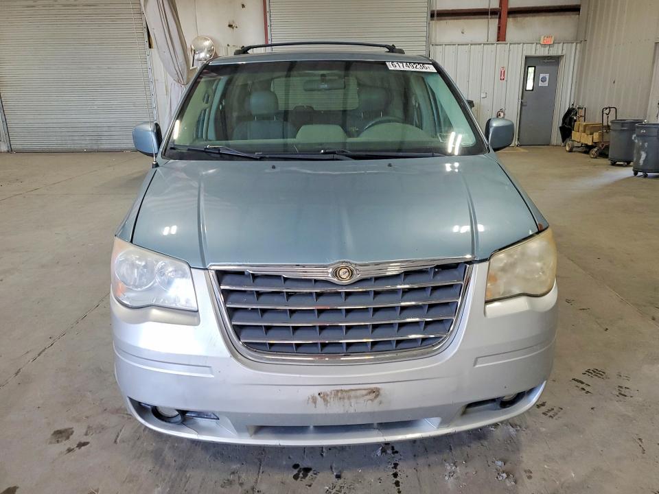 61749236 :رقم المزاد ، 2A8HR54P68R818968 vin ، 2008 Chrysler Town & Country مزاد بيع
