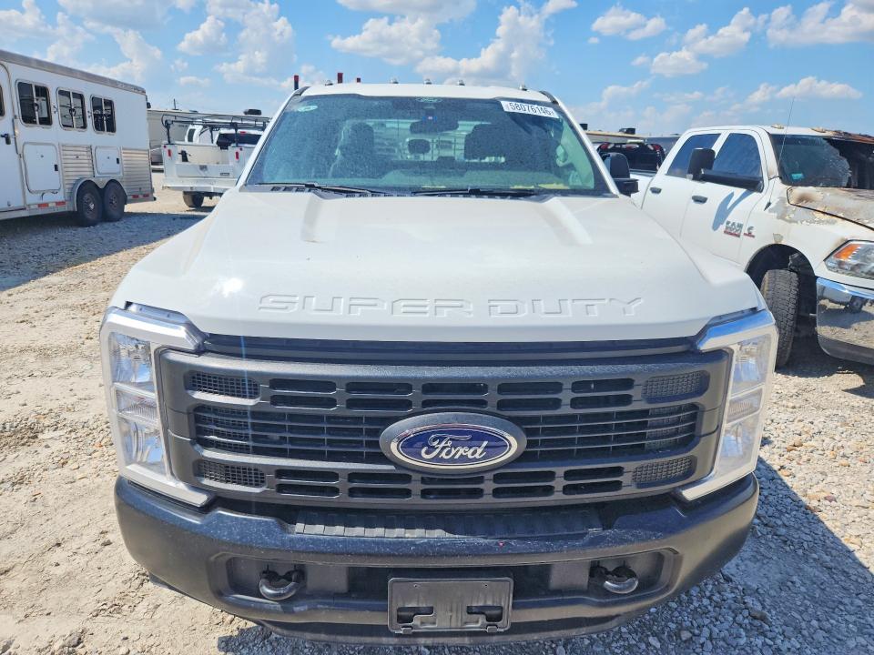 58076146 :رقم المزاد ، 1FD8W3GT9REG02619 vin ، 2024 Ford F350 مزاد بيع