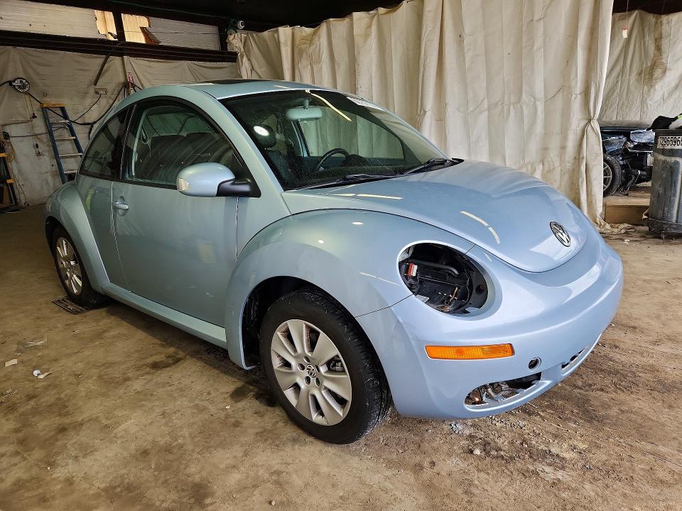 2010 Volkswagen New Beetle მანქანა იყიდება აუქციონზე, vin: 3VWRG3AG1AM014355, აუქციონის ნომერი: 62757136