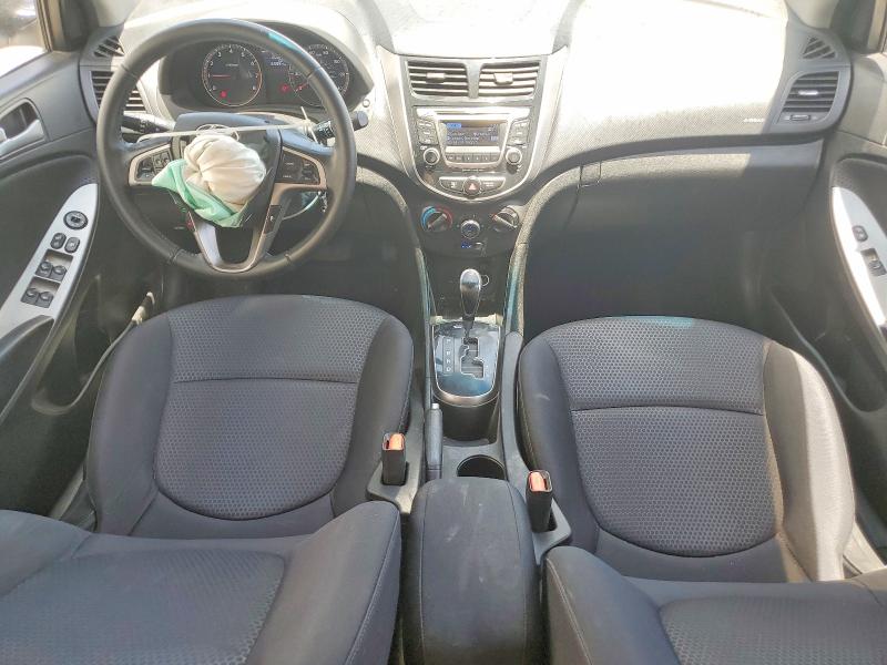 Продаж на аукціоні авто 2015 Hyundai Accent, vin: KMHCU5AE5FU233037, номер лоту: 59318976