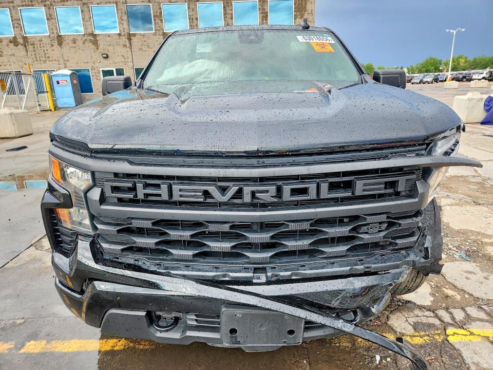 Продаж на аукціоні авто 2022 Chevrolet Silverado, vin: 1GCPDBEK7NZ610618, номер лоту: 63018056