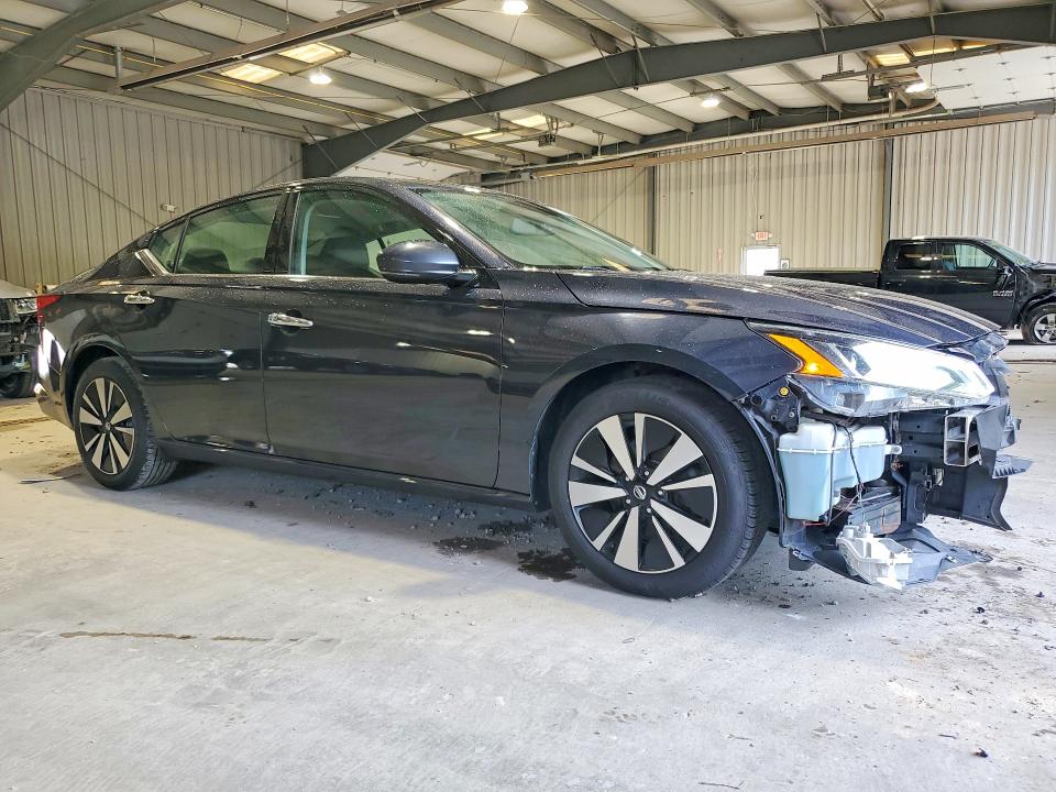 60387326 :رقم المزاد ، 1N4BL4DV2KC127045 vin ، 2019 Nissan Altima مزاد بيع