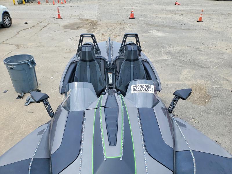 2015 Polaris Slingshot მანქანა იყიდება აუქციონზე, vin: 57XAASFAXF5102454, აუქციონის ნომერი: 62226286