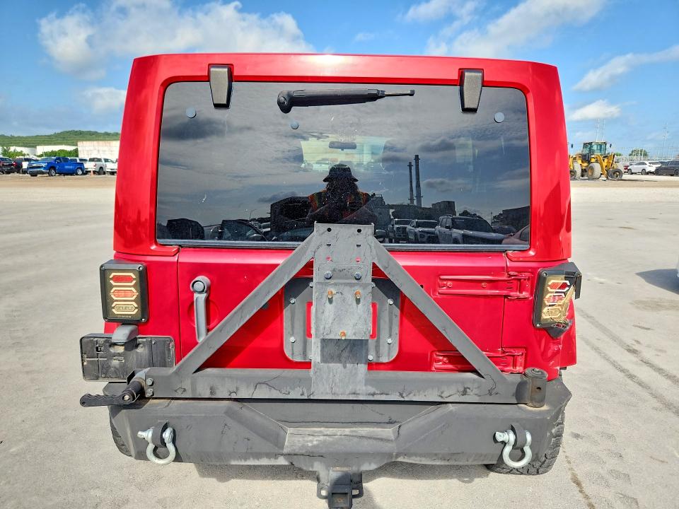 61150716 :رقم المزاد ، 1C4BJWEGXCL241260 vin ، 2012 Jeep Wrangler Unlimited مزاد بيع