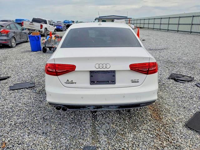 60797256 :رقم المزاد ، WAUBFAFL2GN015530 vin ، 2016 Audi A4 مزاد بيع