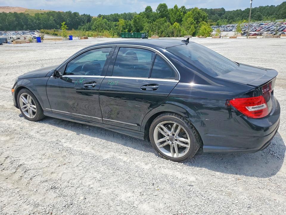 2014 Mercedes-benz C მანქანა იყიდება აუქციონზე, vin: WDDGF4HB8EG213907, აუქციონის ნომერი: 60502606