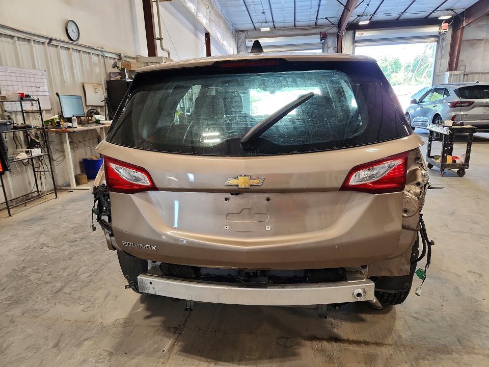 60609876 :رقم المزاد ، 2GNAXHEV4J6148333 vin ، 2018 Chevrolet Equinox مزاد بيع