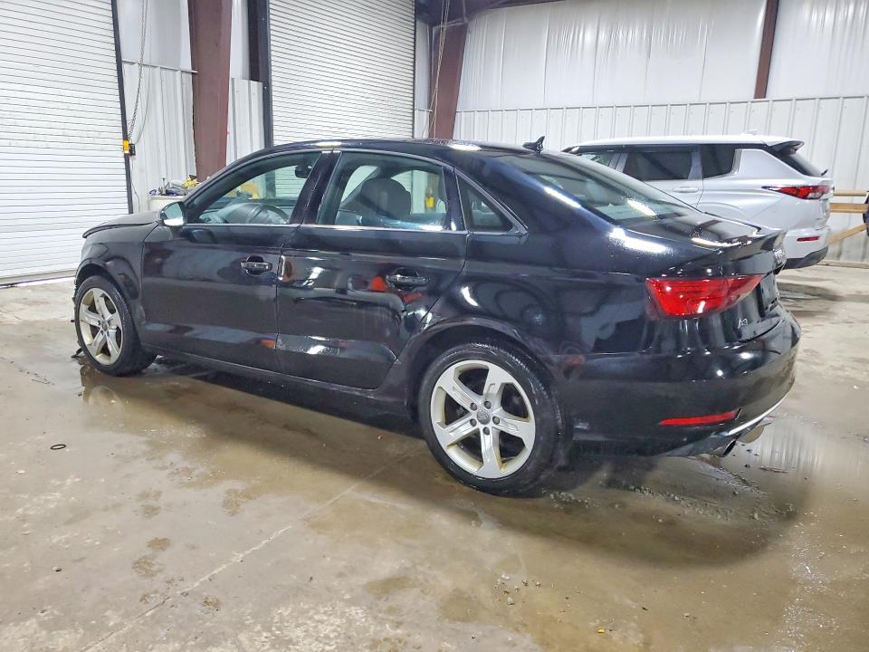 60416026 :رقم المزاد ، WAUB8GFF3H1046804 vin ، 2017 Audi A3 مزاد بيع