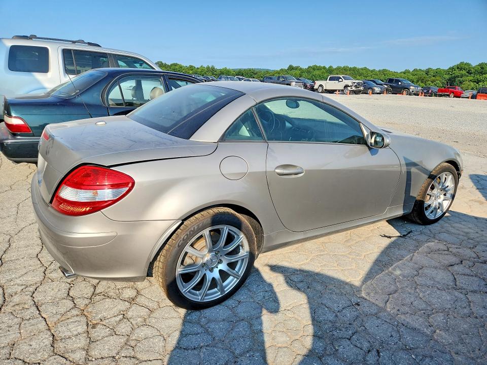2006 Mercedes-benz Slk მანქანა იყიდება აუქციონზე, vin: WDBWK56F16F086677, აუქციონის ნომერი: 61901526