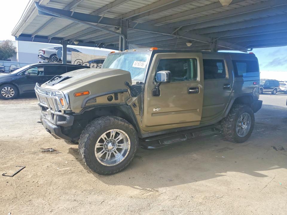 63193186 :رقم المزاد ، 5GRGN23UX5H104240 vin ، 2005 Hummer H2 مزاد بيع