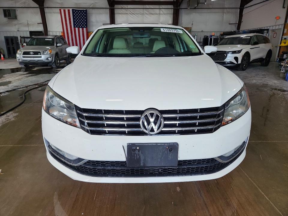 Продаж на аукціоні авто 2015 Volkswagen Passat, vin: 1VWCV7A35FC084949, номер лоту: 61403796