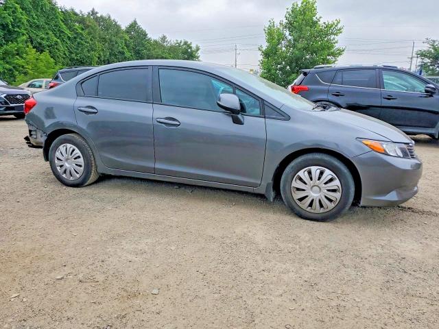 2012 Honda Civic მანქანა იყიდება აუქციონზე, vin: 2HGFB2F46CH107355, აუქციონის ნომერი: 61165656