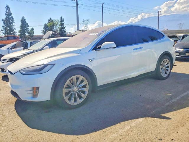 Aukcja sprzedaży 2016 Tesla Model X, vin: 5YJXCBE2XGF003883, numer aukcji: 60696736