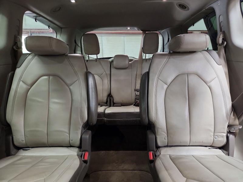58594096 :رقم المزاد ، 2C4RC1BG7HR588009 vin ، 2017 Chrysler Pacifica مزاد بيع