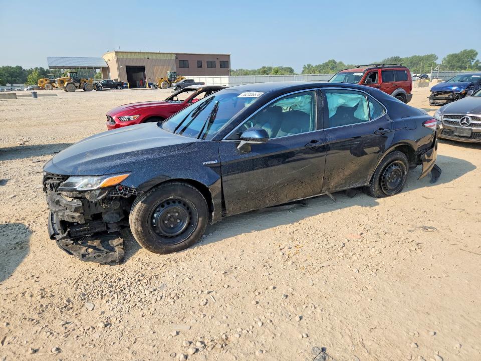 2018 Toyota Camry მანქანა იყიდება აუქციონზე, vin: 4T1B31HK2JU500775, აუქციონის ნომერი: 62126676