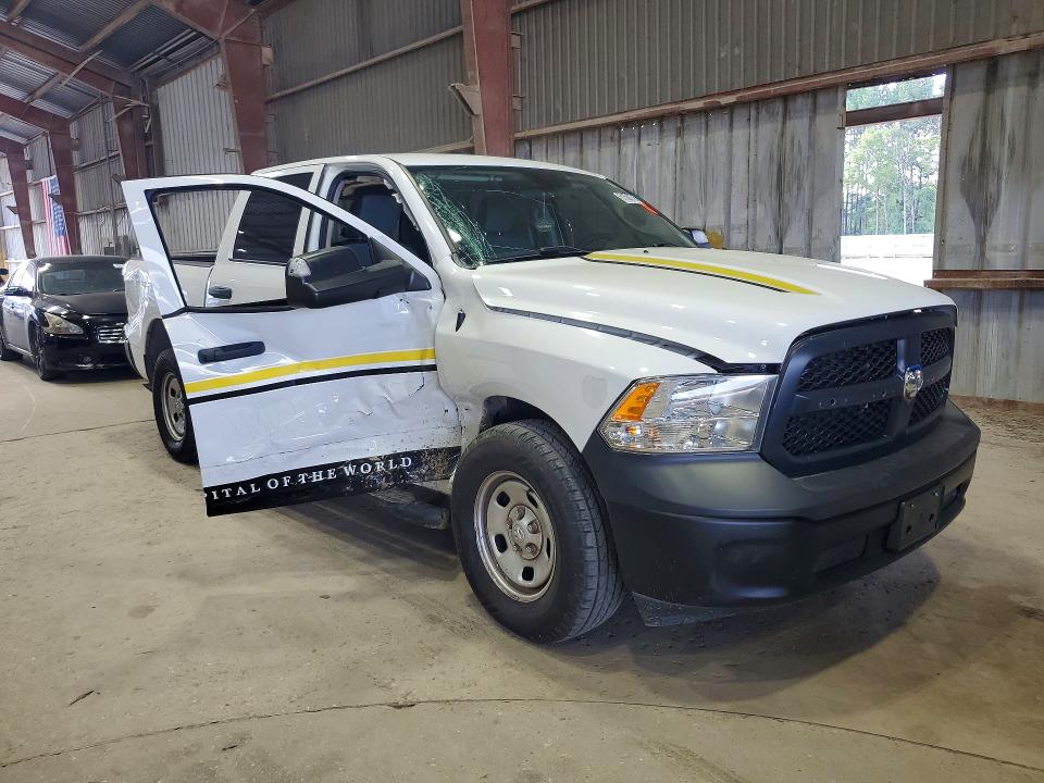 61580706 :رقم المزاد ، 1C6RR7XT4NS213316 vin ، 2022 Ram 1500 Classic مزاد بيع