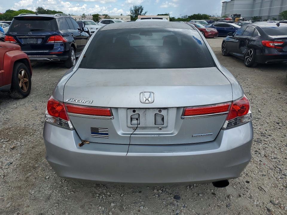 62850736 :رقم المزاد ، 1HGCP2F64BA025711 vin ، 2011 Honda Accord مزاد بيع