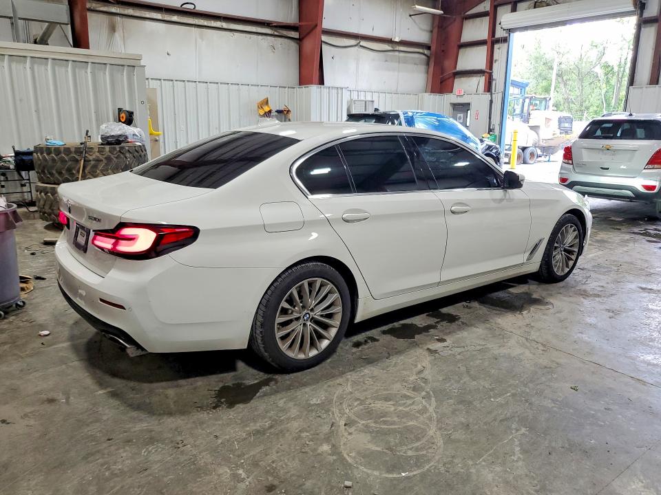 Продажа на аукционе авто 2022 Bmw 530, vin: WBA13BJ04NWX83959, номер лота: 63583936