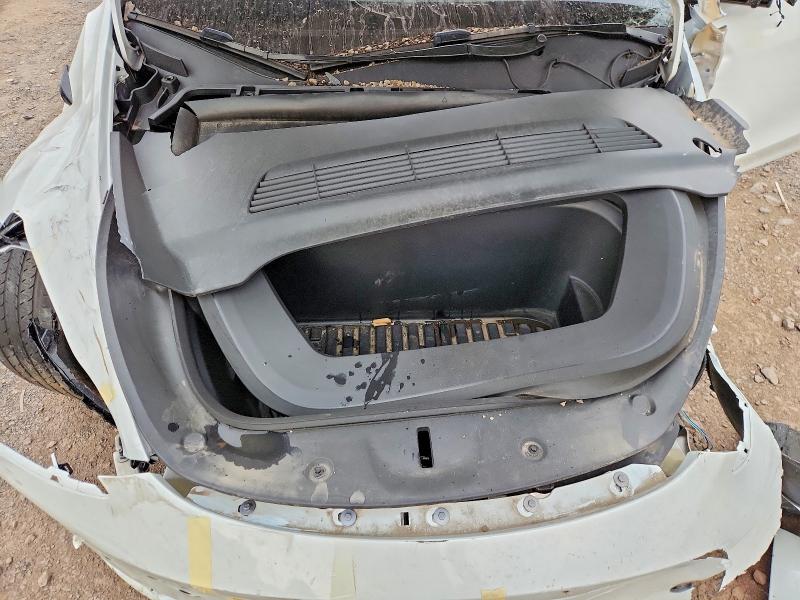 61953026 :رقم المزاد ، 7SAYGDED3RF129160 vin ، 2024 Tesla Model Y مزاد بيع
