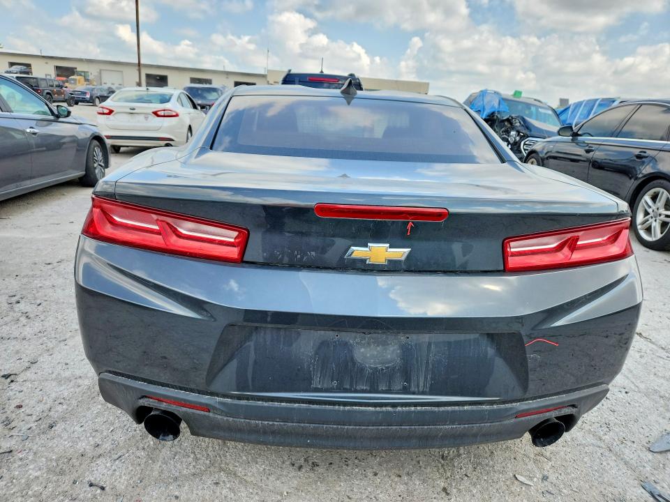 60433146 :رقم المزاد ، 1G1FB1RX7H0178700 vin ، 2017 Chevrolet Camaro مزاد بيع