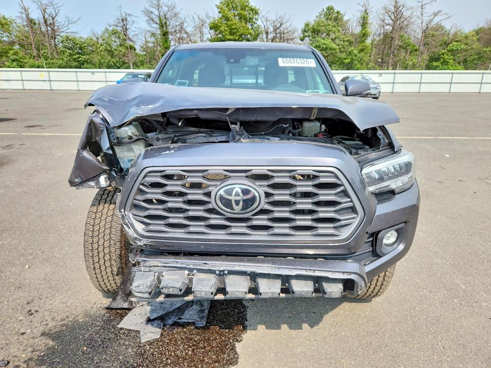 2022 Toyota Tacoma მანქანა იყიდება აუქციონზე, vin: 3TYSZ5AN5NT077414, აუქციონის ნომერი: 60826326