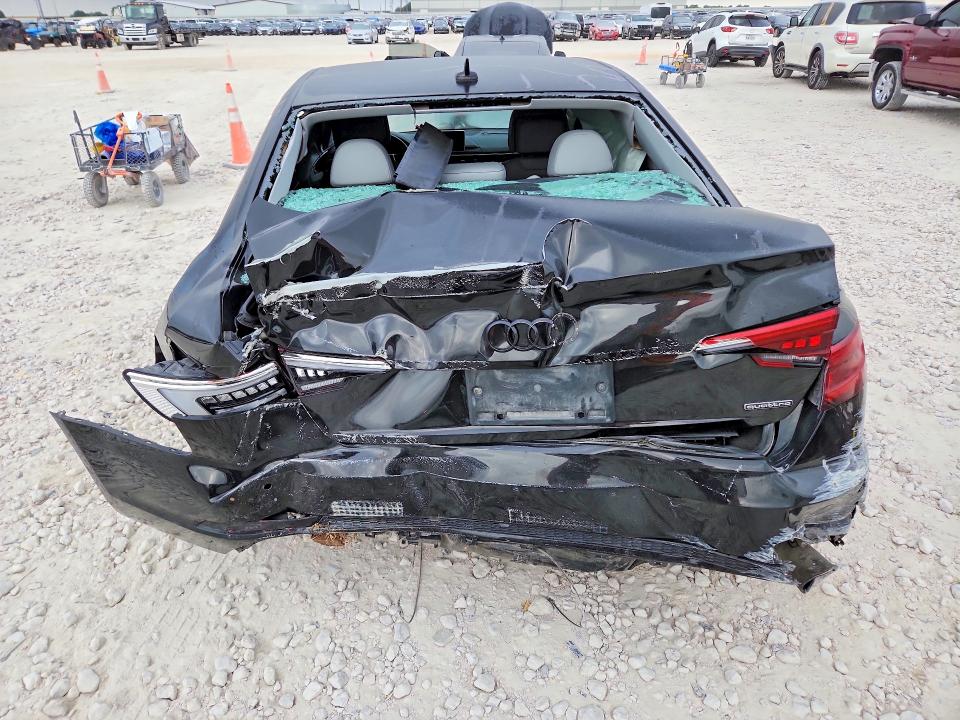85984645 :رقم المزاد ، WAUFNAF49HN063363 vin ، 2017 Audi A4 مزاد بيع