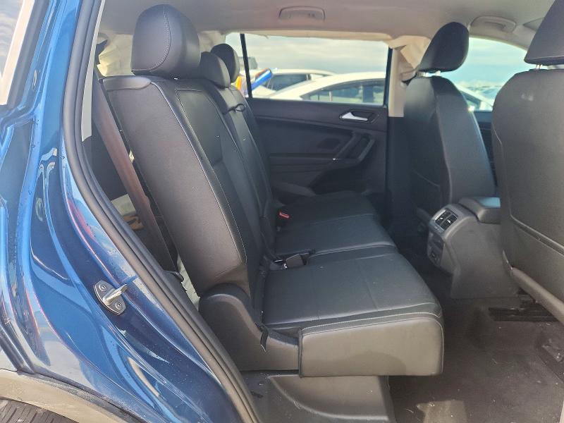 2018 Volkswagen Tiguan მანქანა იყიდება აუქციონზე, vin: 3VV3B7AX2JM162658, აუქციონის ნომერი: 60972206