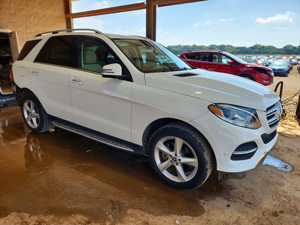 59609756 :رقم المزاد ، 4JGDA5JBXJB122863 vin ، 2018 Mercedes-benz Gle مزاد بيع