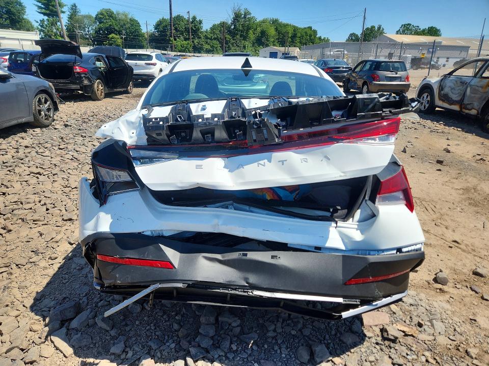 61354146 :رقم المزاد ، KMHLM4DG4TU178597 vin ، 2026 Hyundai Elantra مزاد بيع