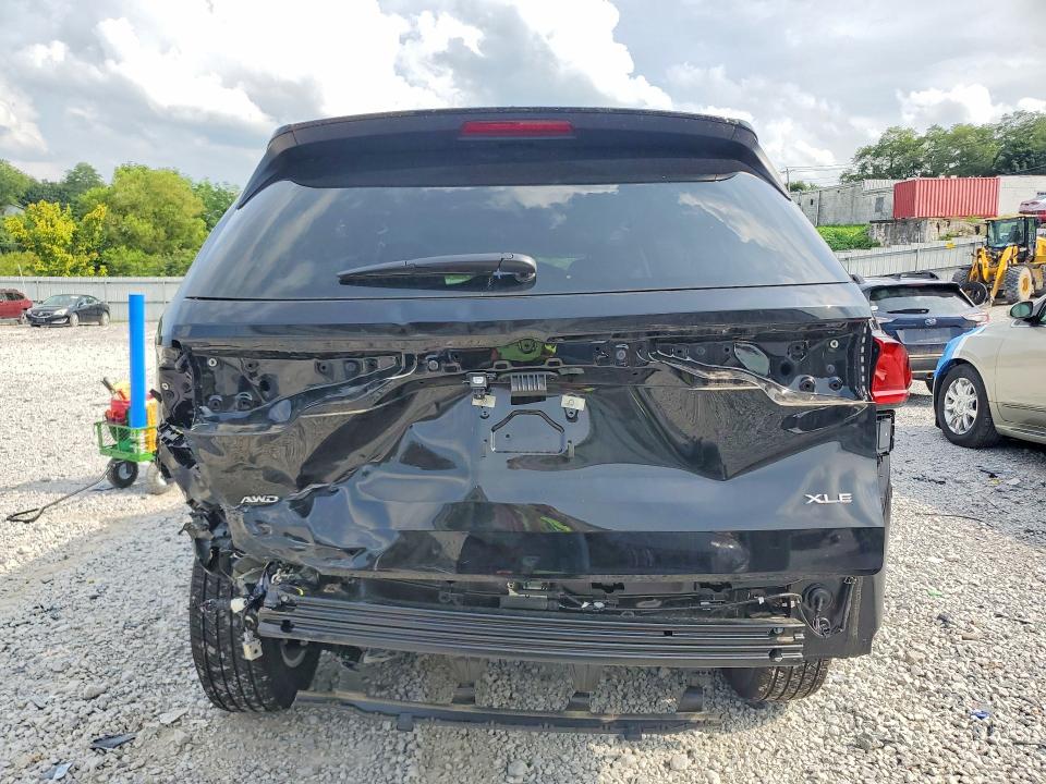 Продаж на аукціоні авто 2026 Toyota Grand Highlander, vin: 5TDAAAB57TS121268, номер лоту: 61747126