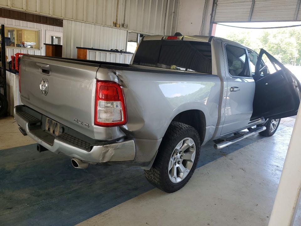 61965836 :رقم المزاد ، 1C6SRFFT3NN427824 vin ، 2022 Ram 1500 مزاد بيع