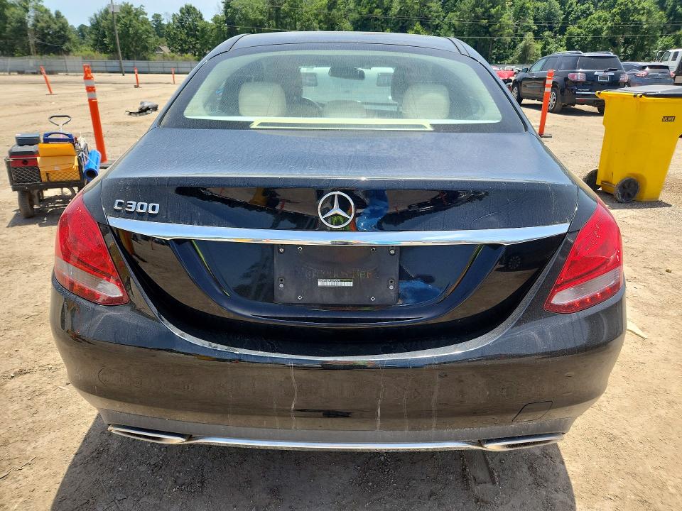 61506516 :رقم المزاد ، 55SWF4JBXFU090878 vin ، 2015 Mercedes-benz C مزاد بيع